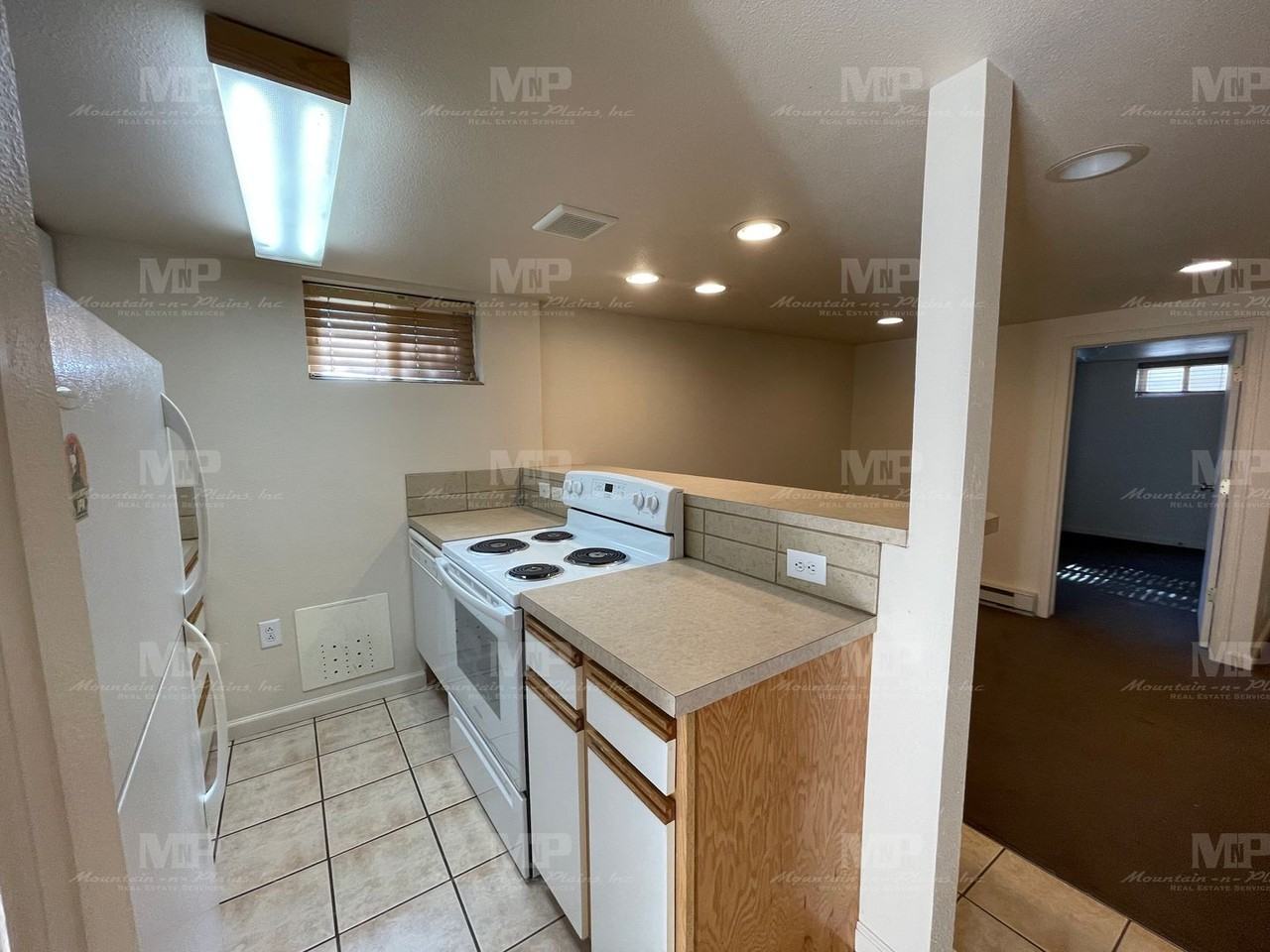 611 1/2 S Grant Ave - Photo 7 of 15