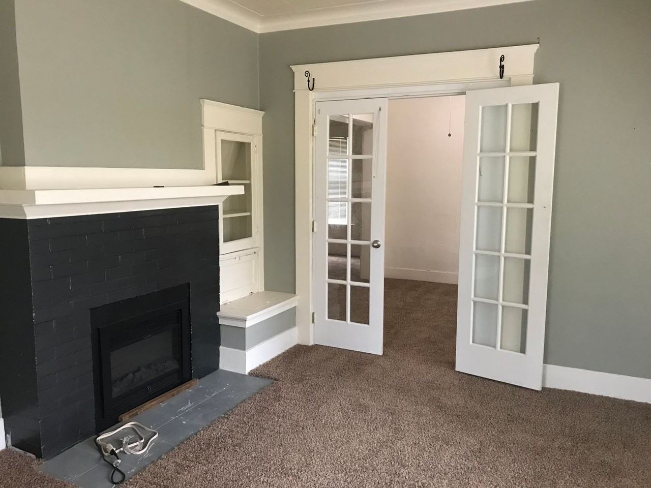 2209 Roosevelt Blvd - Photo 3 of 10