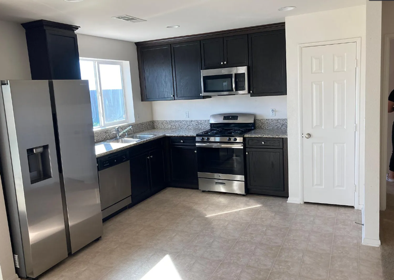 1321 Celestial Way - Photo 2 of 11