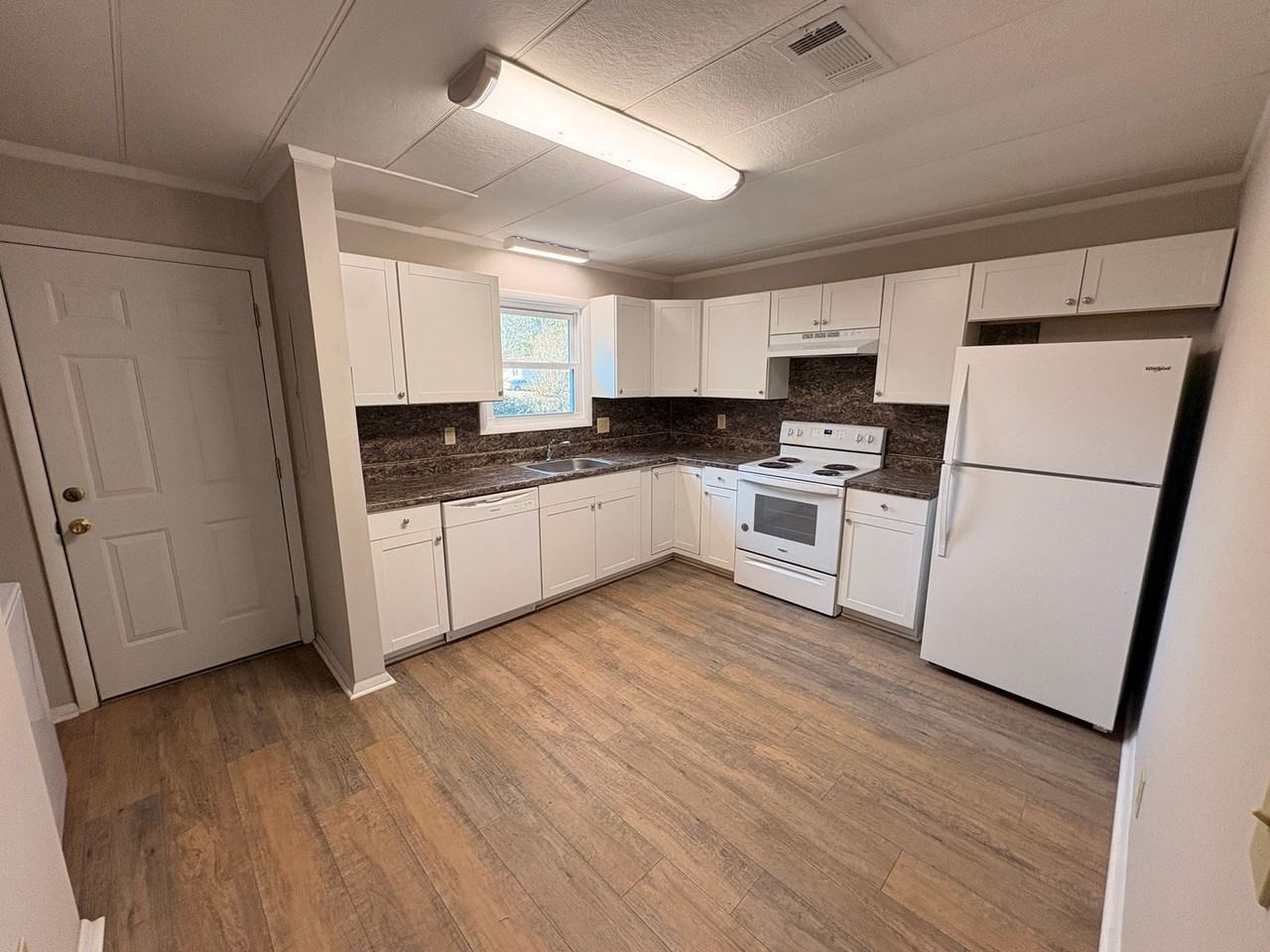 195 Nunnally St - Photo 3 of 11