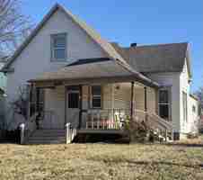 featured image of 758 S Delaware Ave