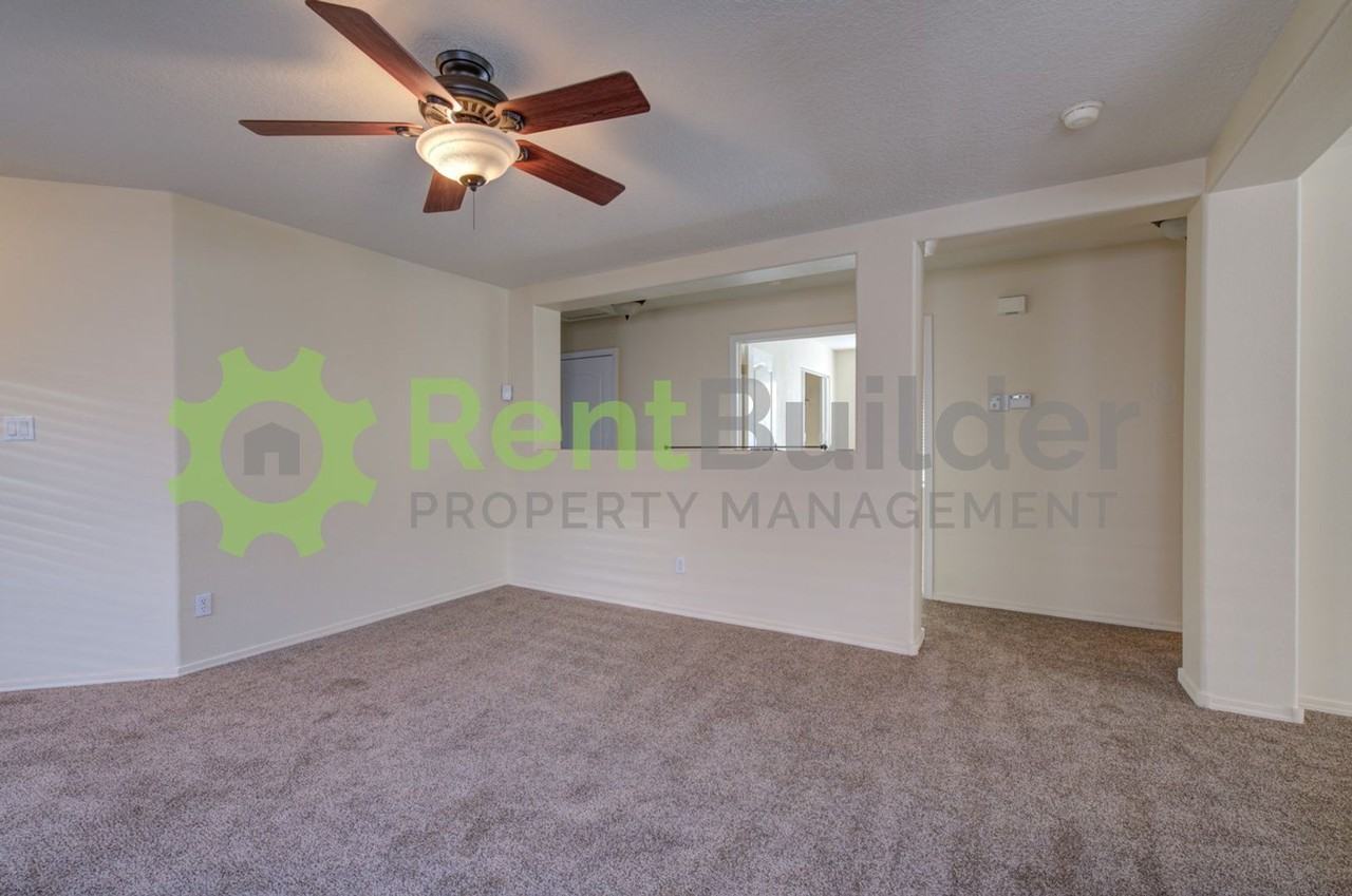 2128 Sagecrest Loop Ne - Photo 6 of 27