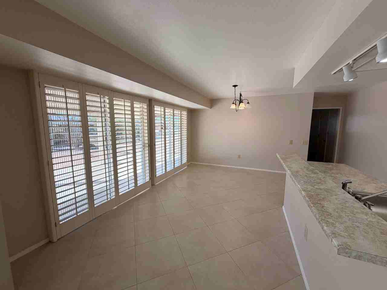 9867 W Picacho Ct - Photo 7 of 20