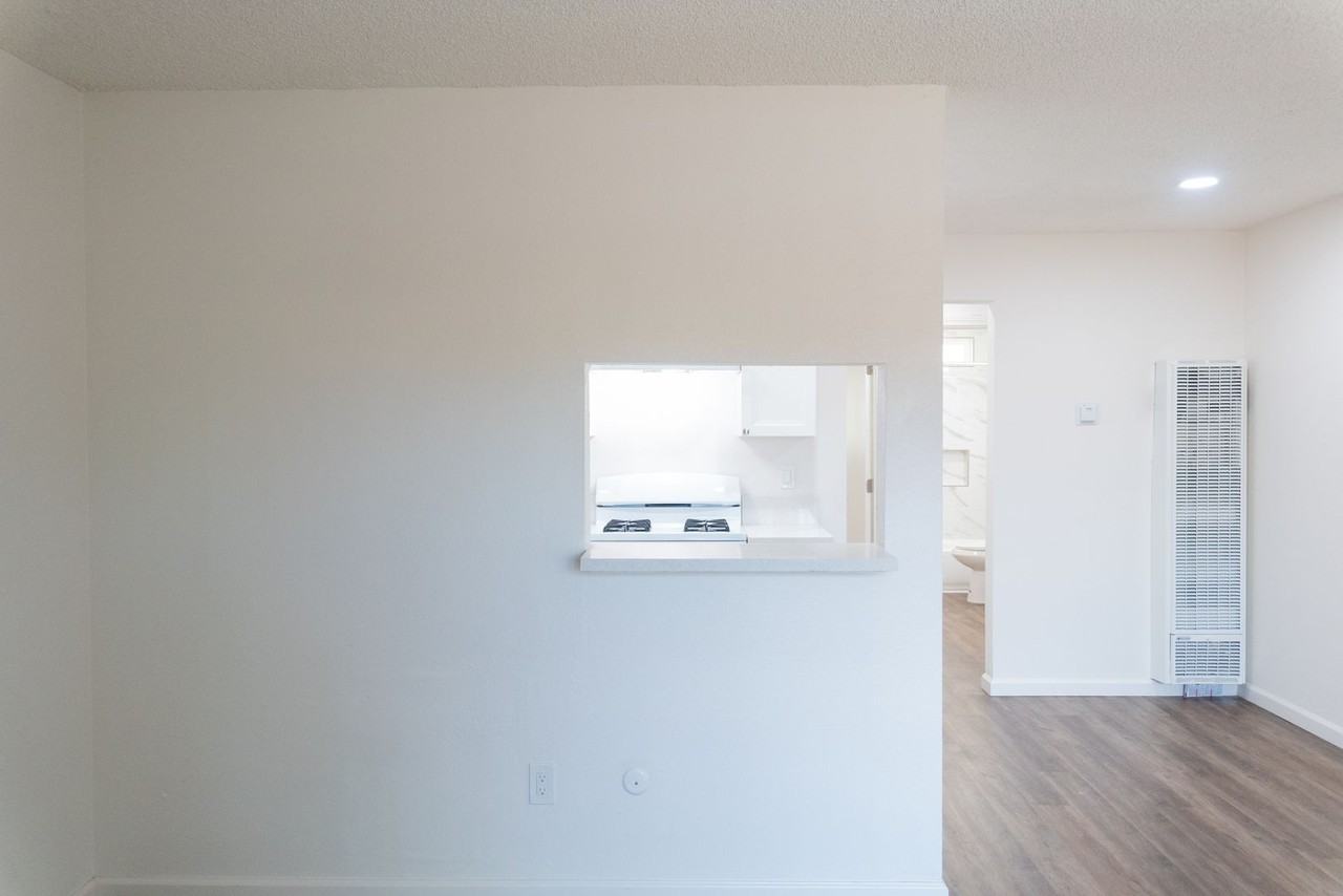 1801 J Ave - Photo 5 of 7