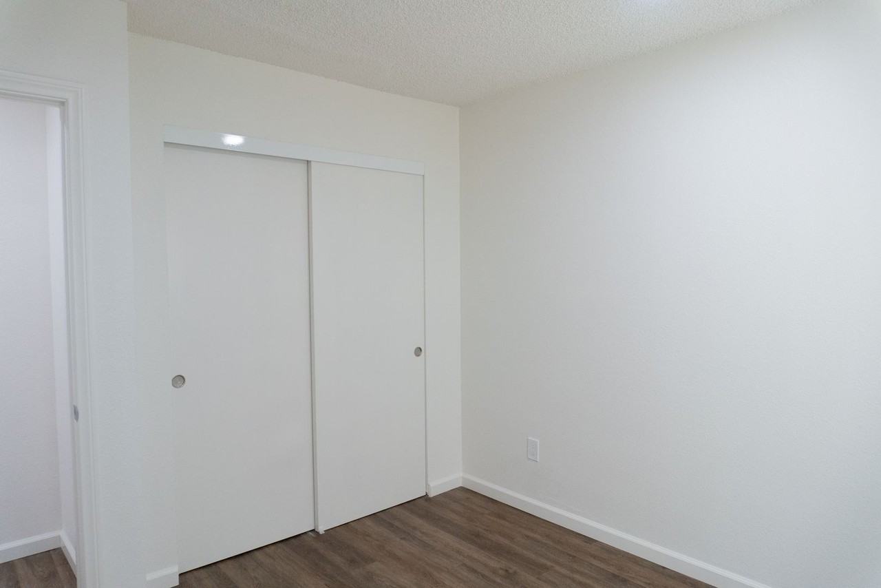 1801 J Ave - Photo 6 of 7