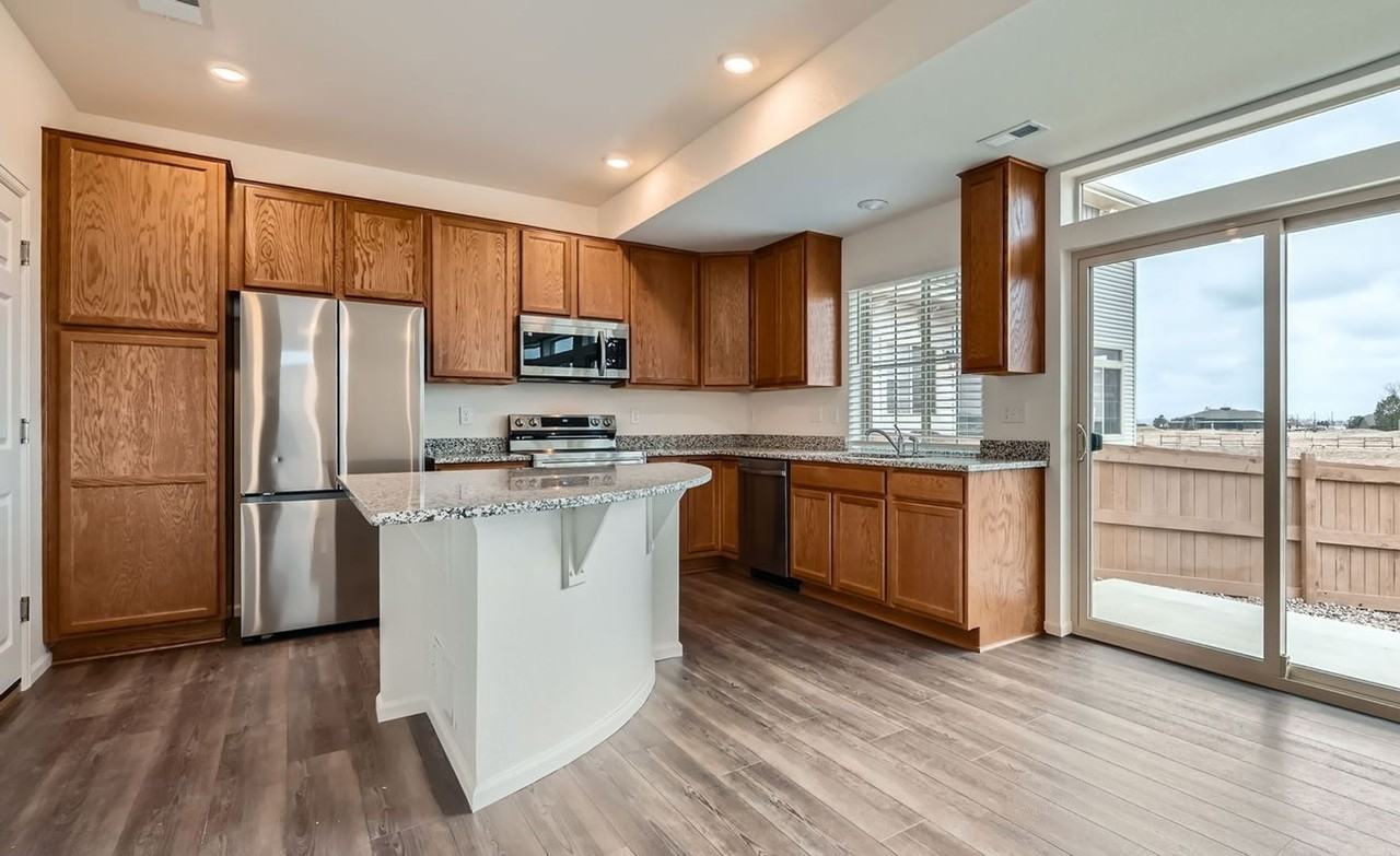 16135 E 111th Dr - Photo 6 of 22