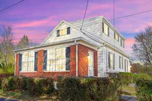 featured image of 1407 Fretz Ave