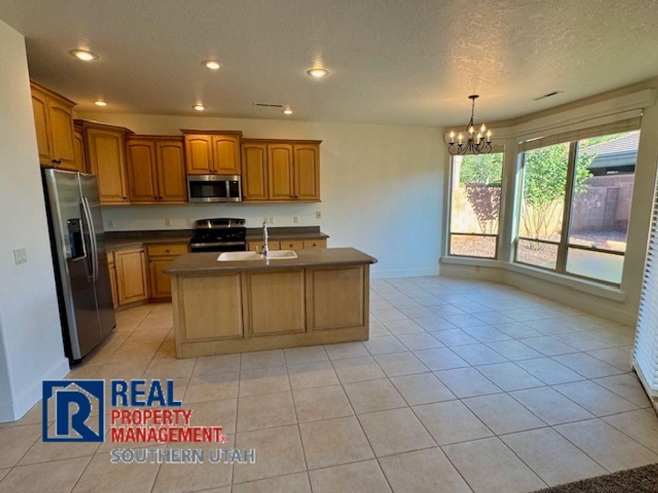 140 N Tuacahn Dr #48 - Photo 7 of 22