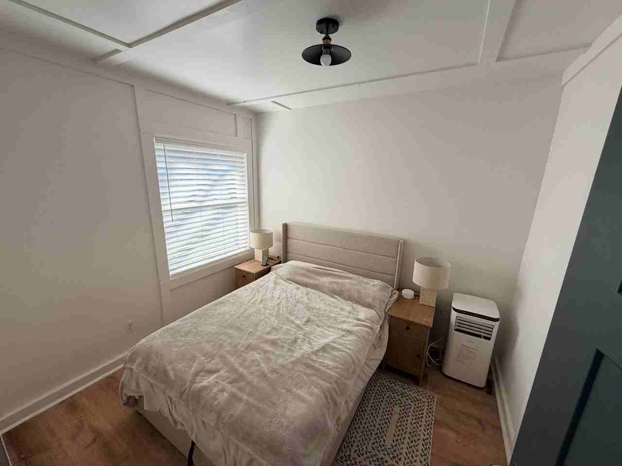 595 Highland Ave Ne - Photo 7 of 8