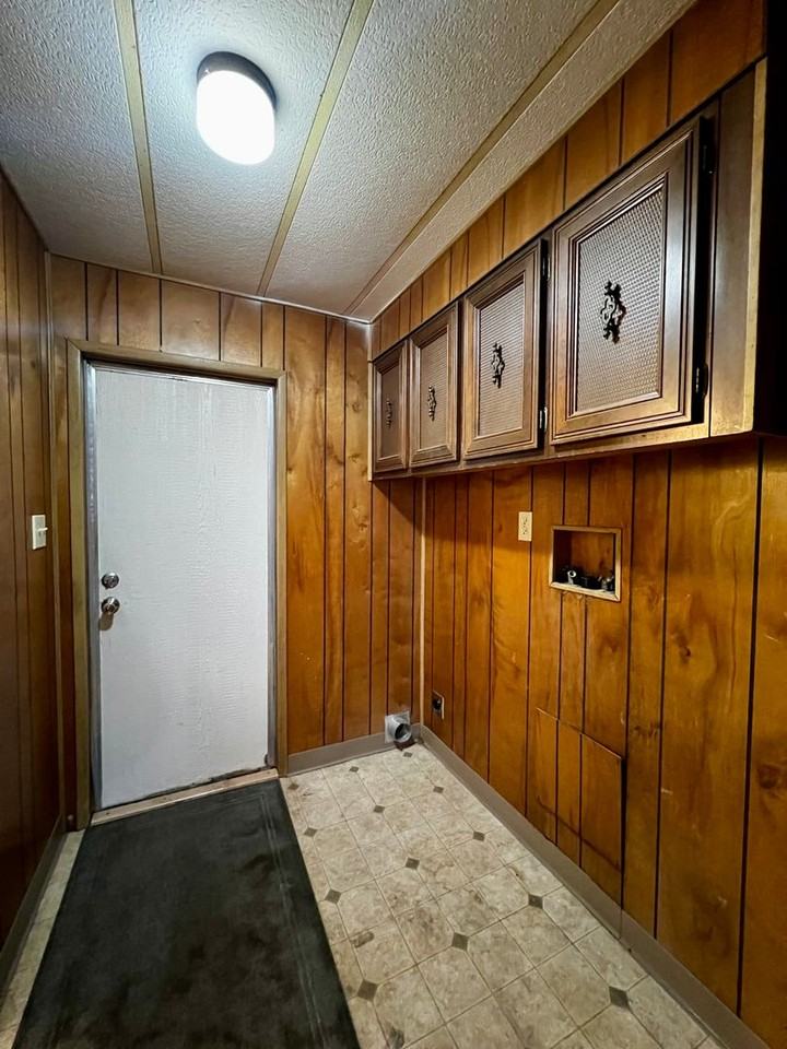 721 S 83rd Ave - Photo 3 of 23