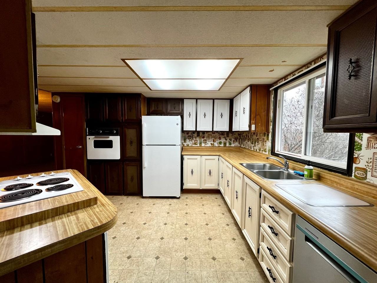 721 S 83rd Ave - Photo 7 of 23