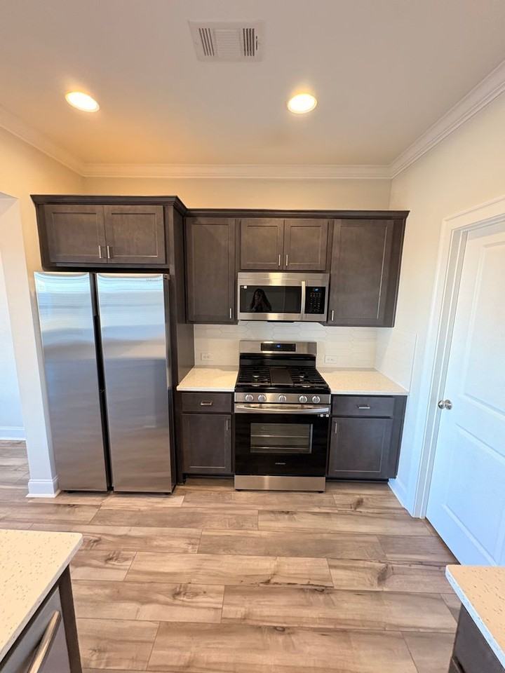 117 Alva Dr - Photo 3 of 14