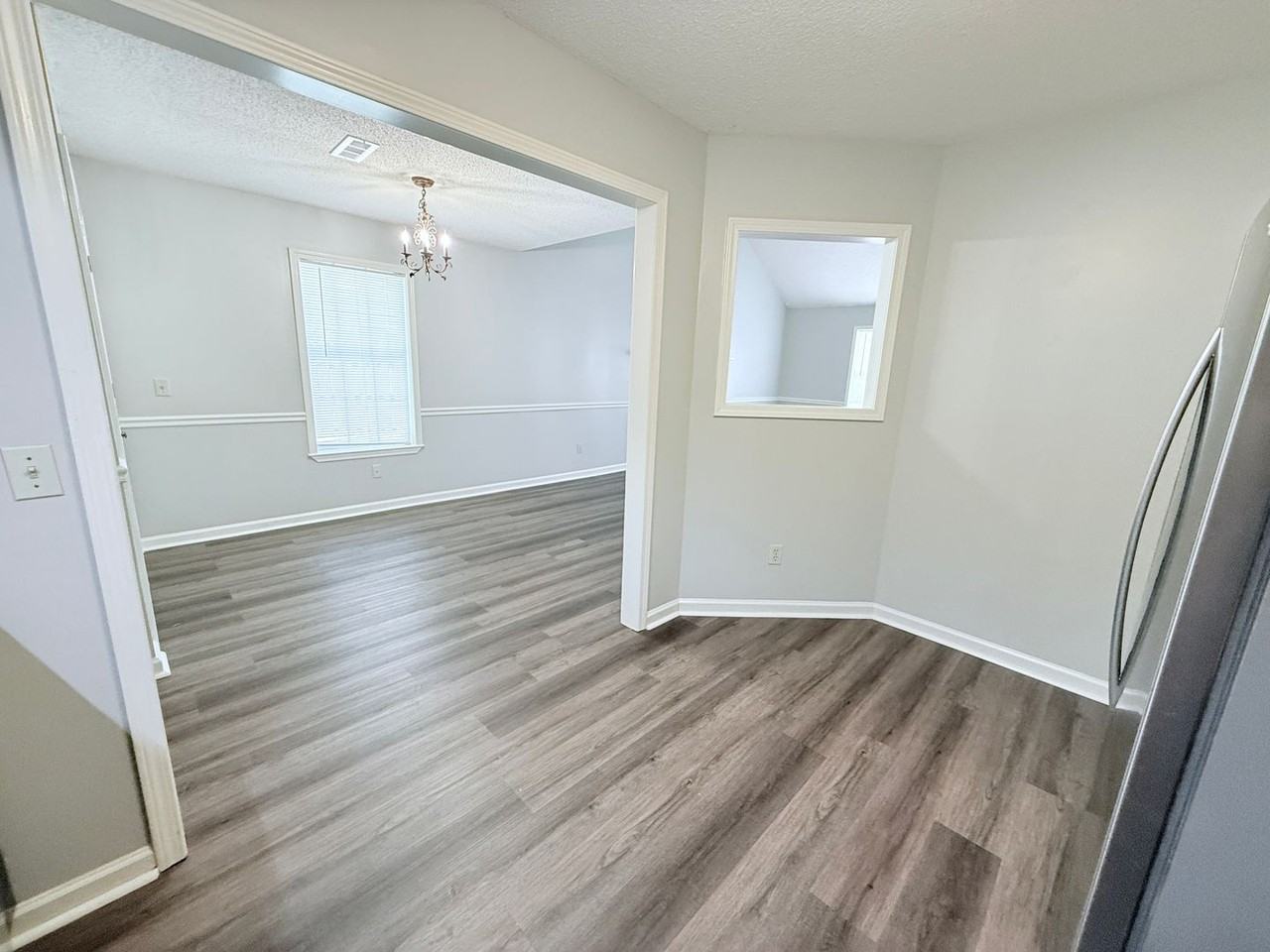 1006 Creekside Pl - Photo 7 of 21