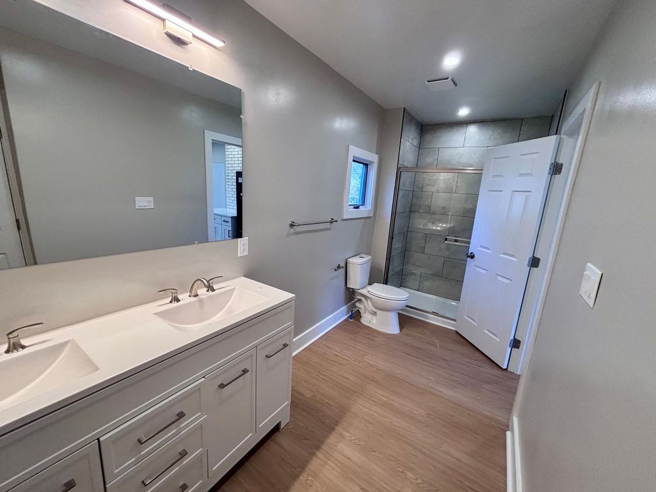 63 Carlton Ave - Photo 6 of 16