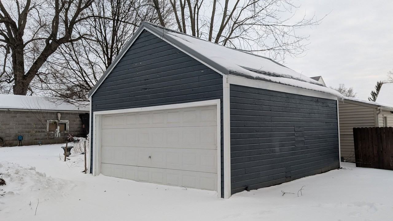 1170 Reed Ave - Photo 4 of 31