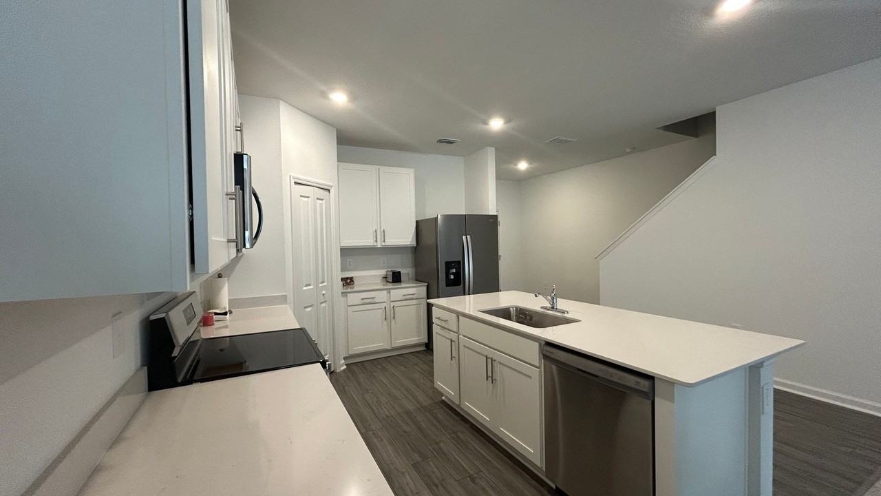 5362 Nw 21st Ct - Photo 7 of 19