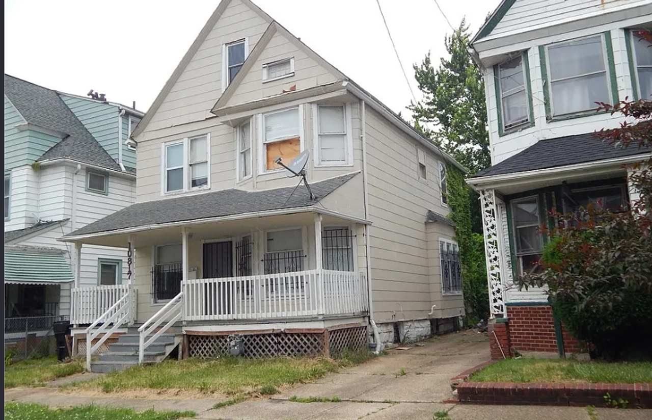 10817 Hull Ave - Photo 3 of 21