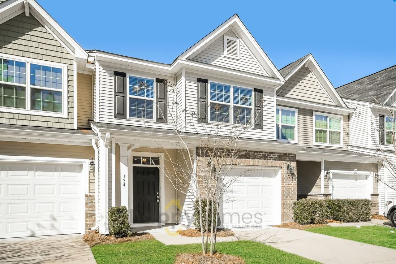 134 Alpine Rd - Photo 2 of 18