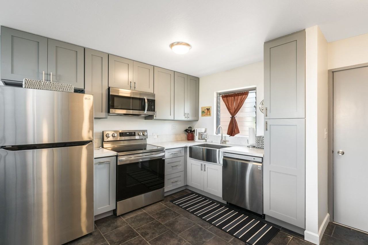 75-5766 Kuakini Hwy #105