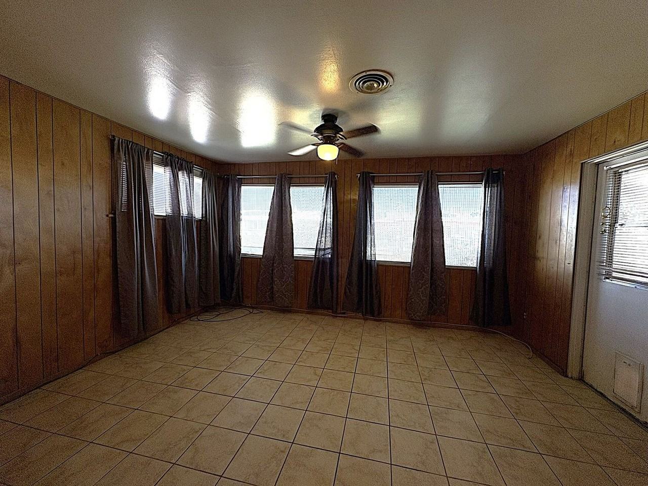 12819 N 111th Dr - Photo 6 of 12