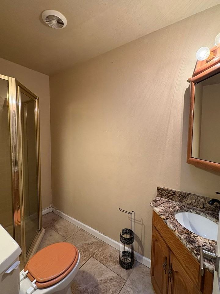 12819 N 111th Dr - Photo 7 of 12