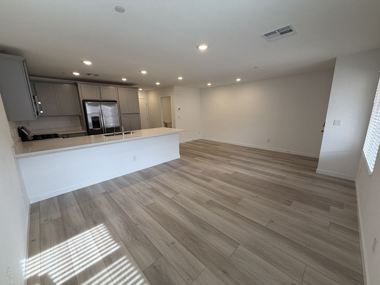 10771 Blake Gardens Ct - Photo 3 of 20