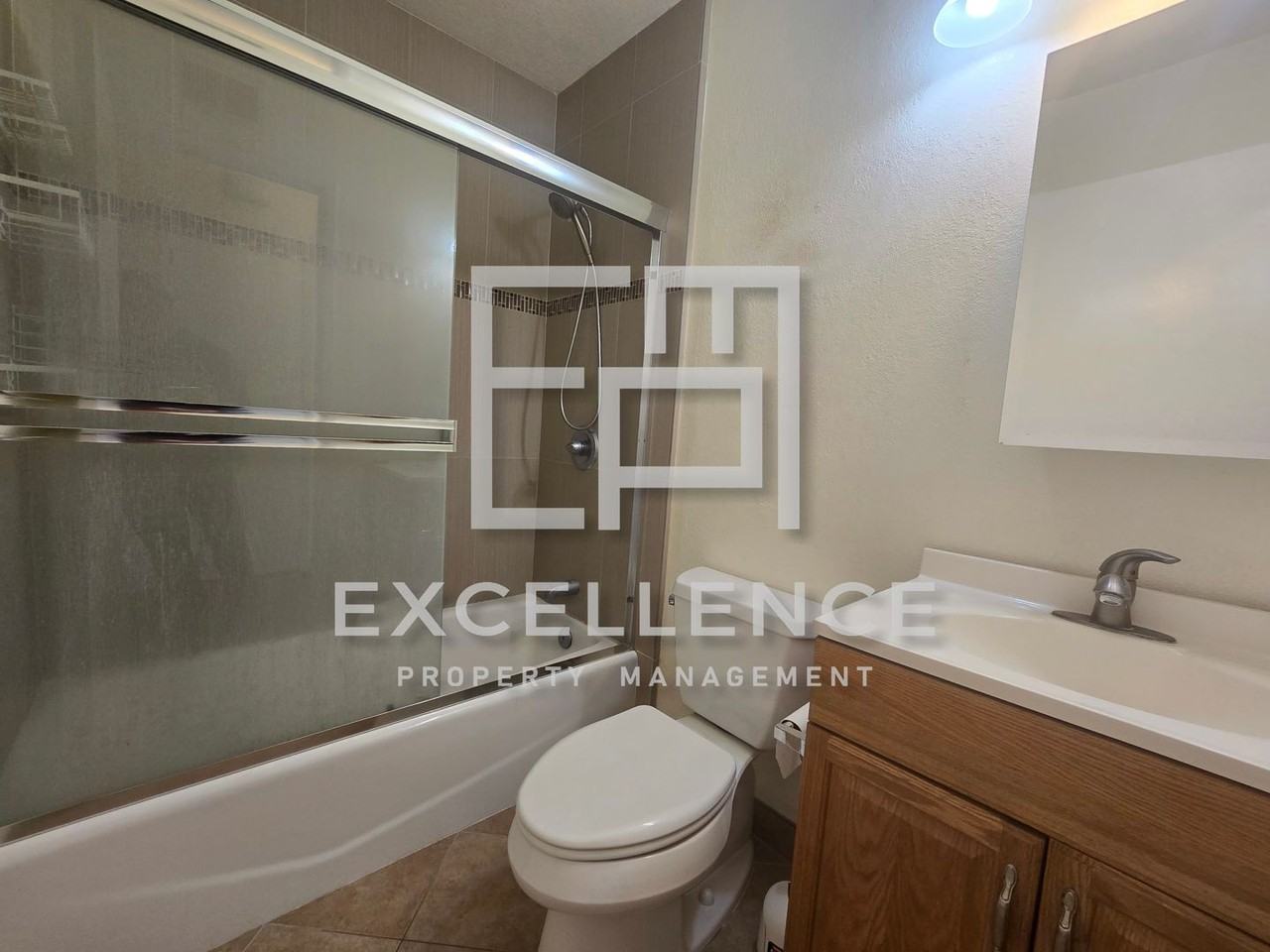 1325 Joplin Dr #1 - Photo 6 of 8