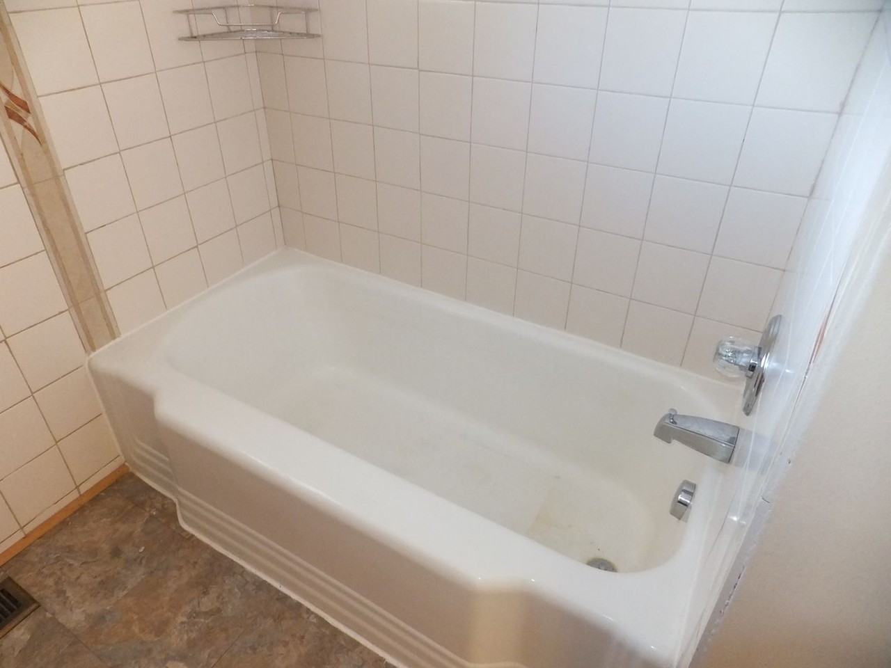 4420 Clyde St - Photo 3 of 49