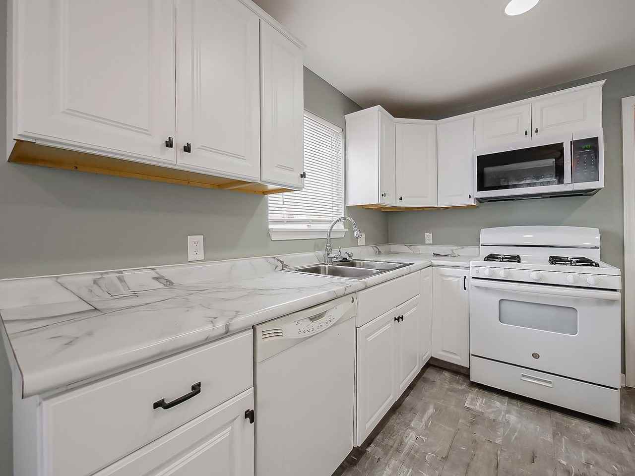 1837 E Granet Ave - Photo 6 of 32