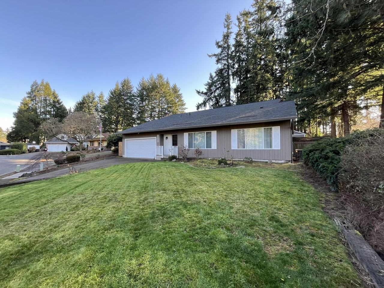 13360 Sw Hyland Ter - Photo 2 of 50