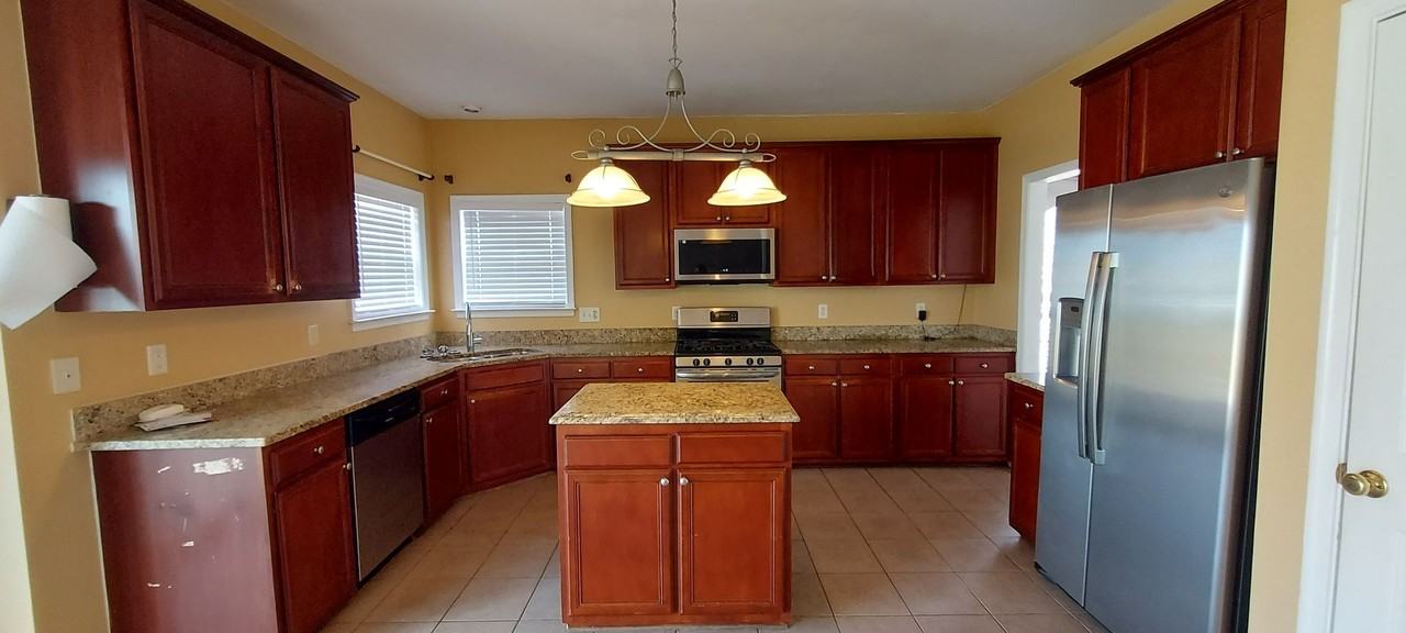 1364 Monarch Reach - Photo 7 of 40