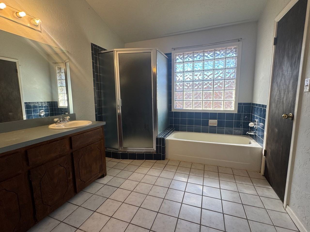 3912 Sw Parkridge Blvd - Photo 7 of 15