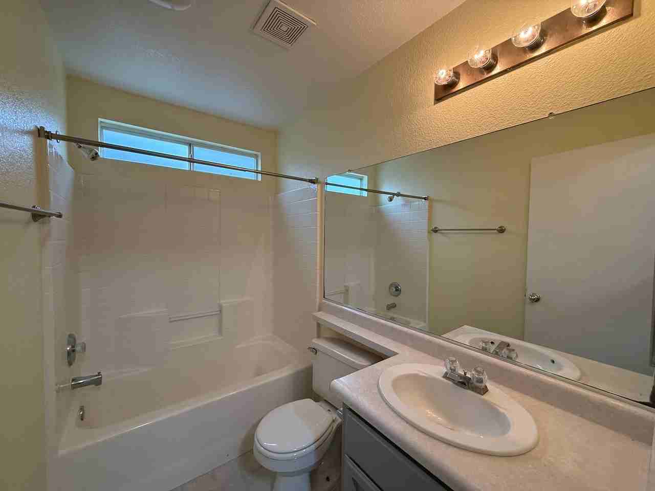 501 Lake Valley Dr - Photo 7 of 10