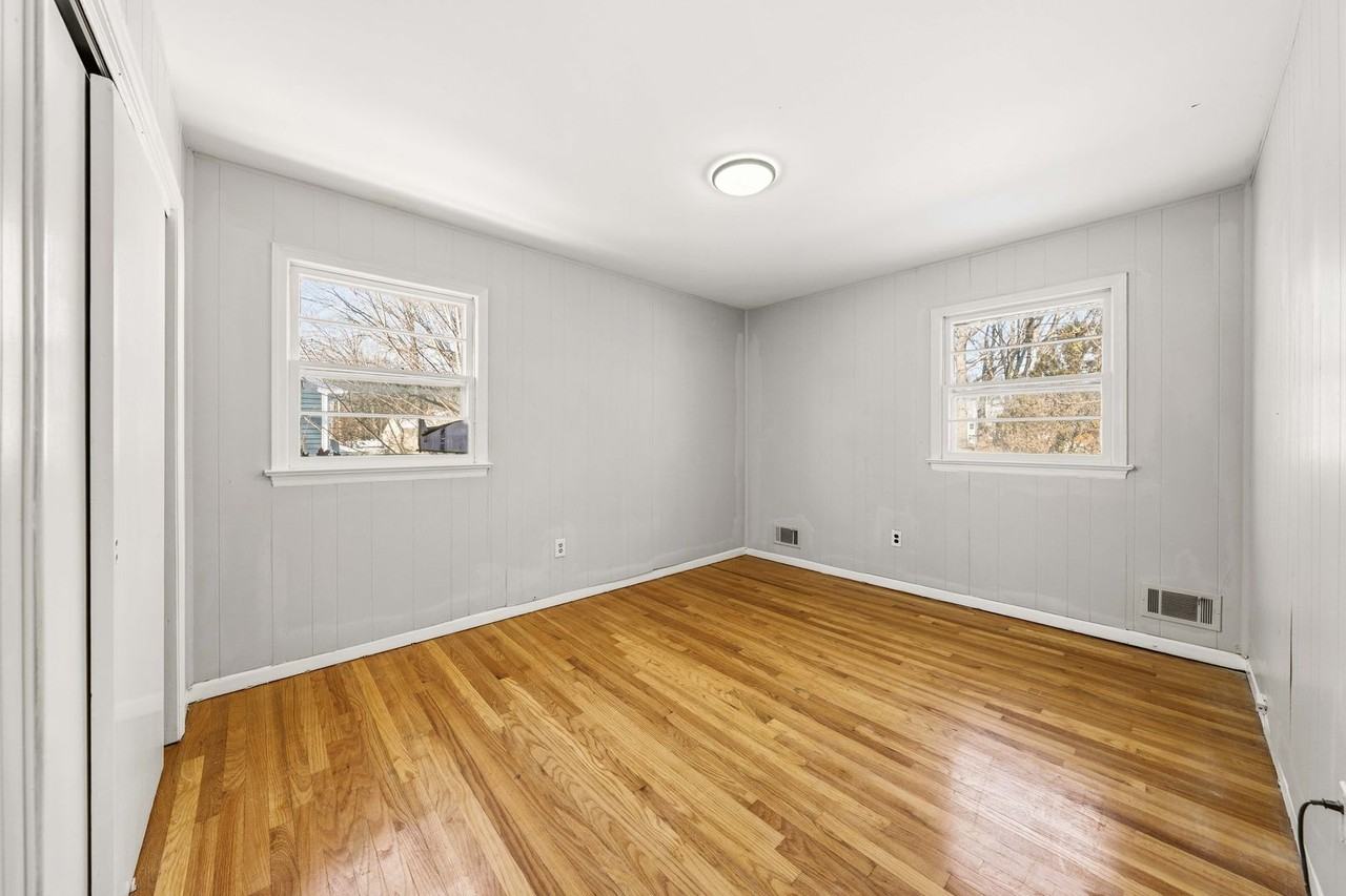 200 E 10th Ave - Photo 5 of 23