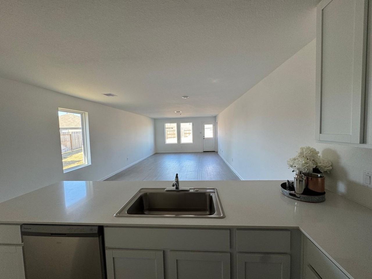 26902 Cherry Plum Ln - Photo 4 of 19