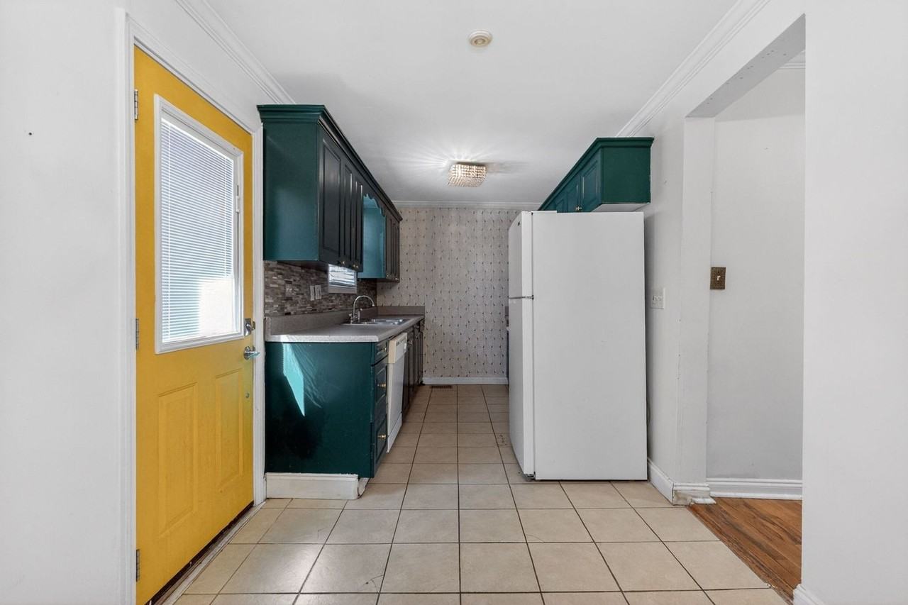 1662 Connally Dr - Photo 4 of 23