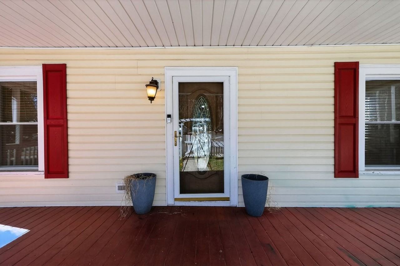 1662 Connally Dr - Photo 5 of 23