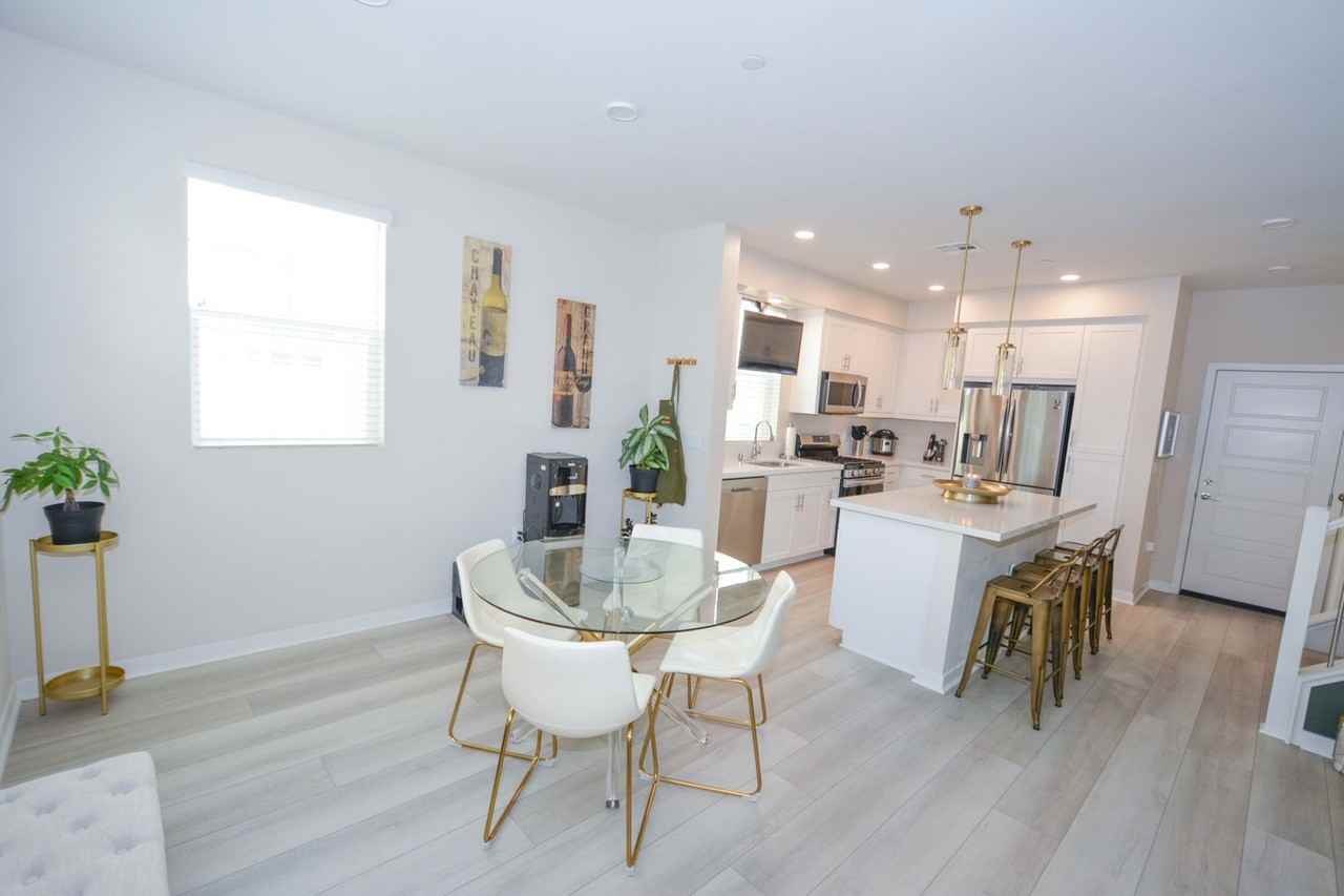 649 Winchester Dr - Photo 5 of 22