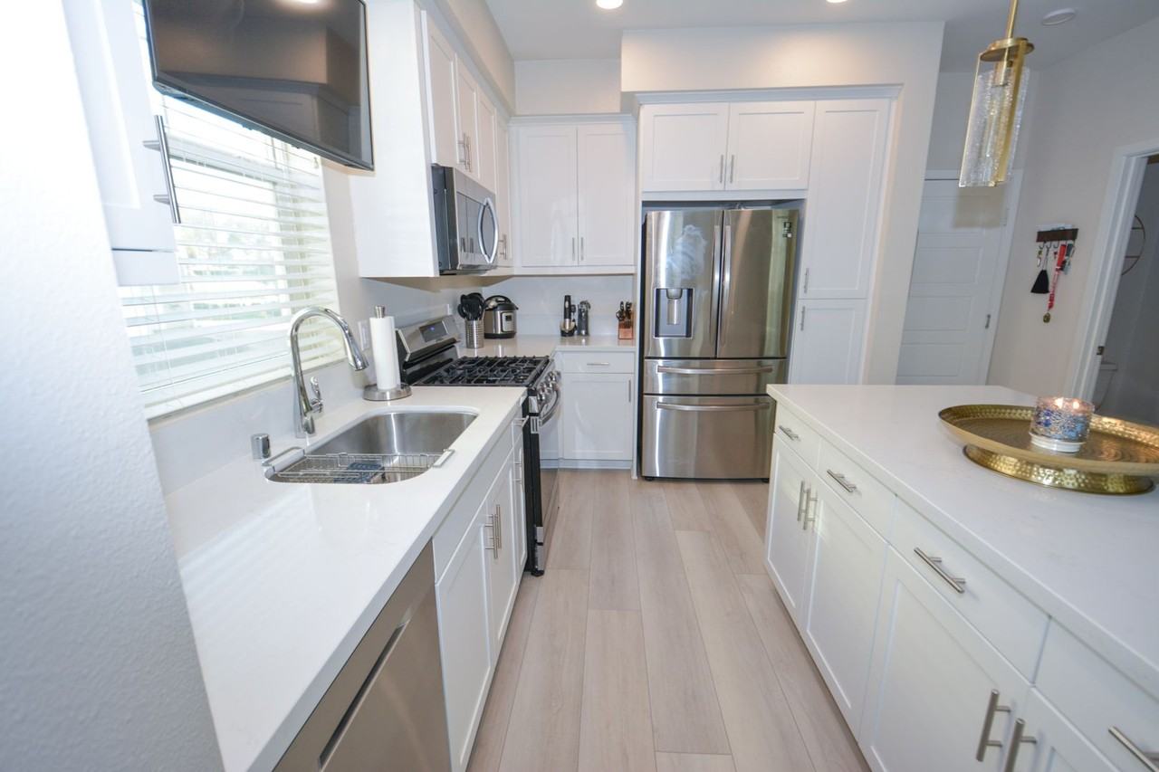 649 Winchester Dr - Photo 7 of 22