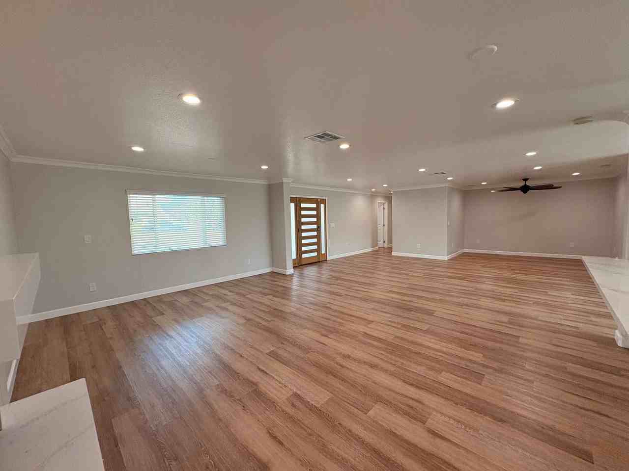 651 Lancer Ln - Photo 6 of 35