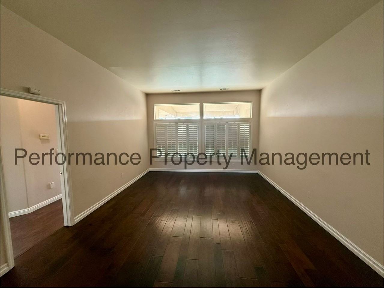 5604 Bayberry Ave - Photo 3 of 25