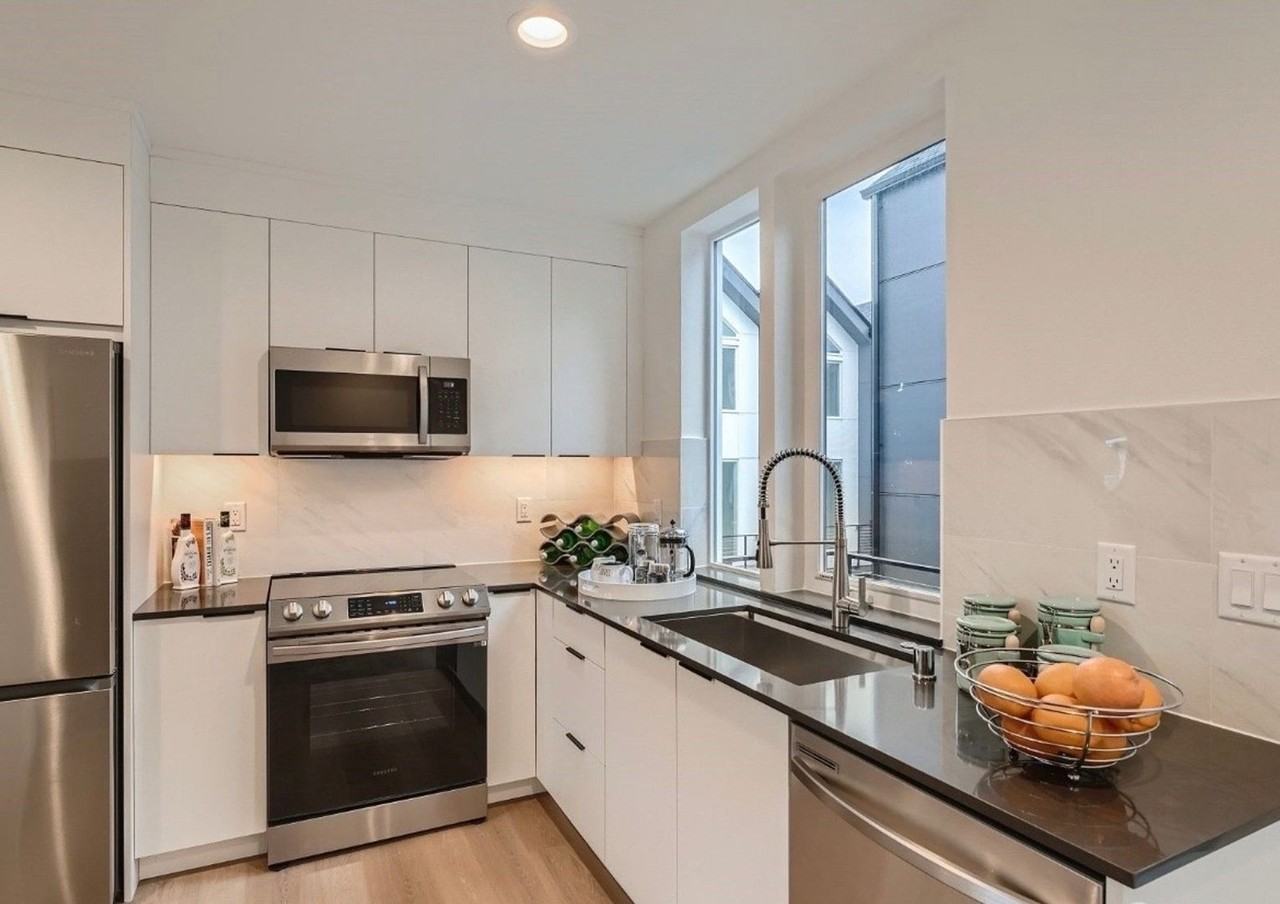 7512B 43rd Ave S - Photo 2 of 24