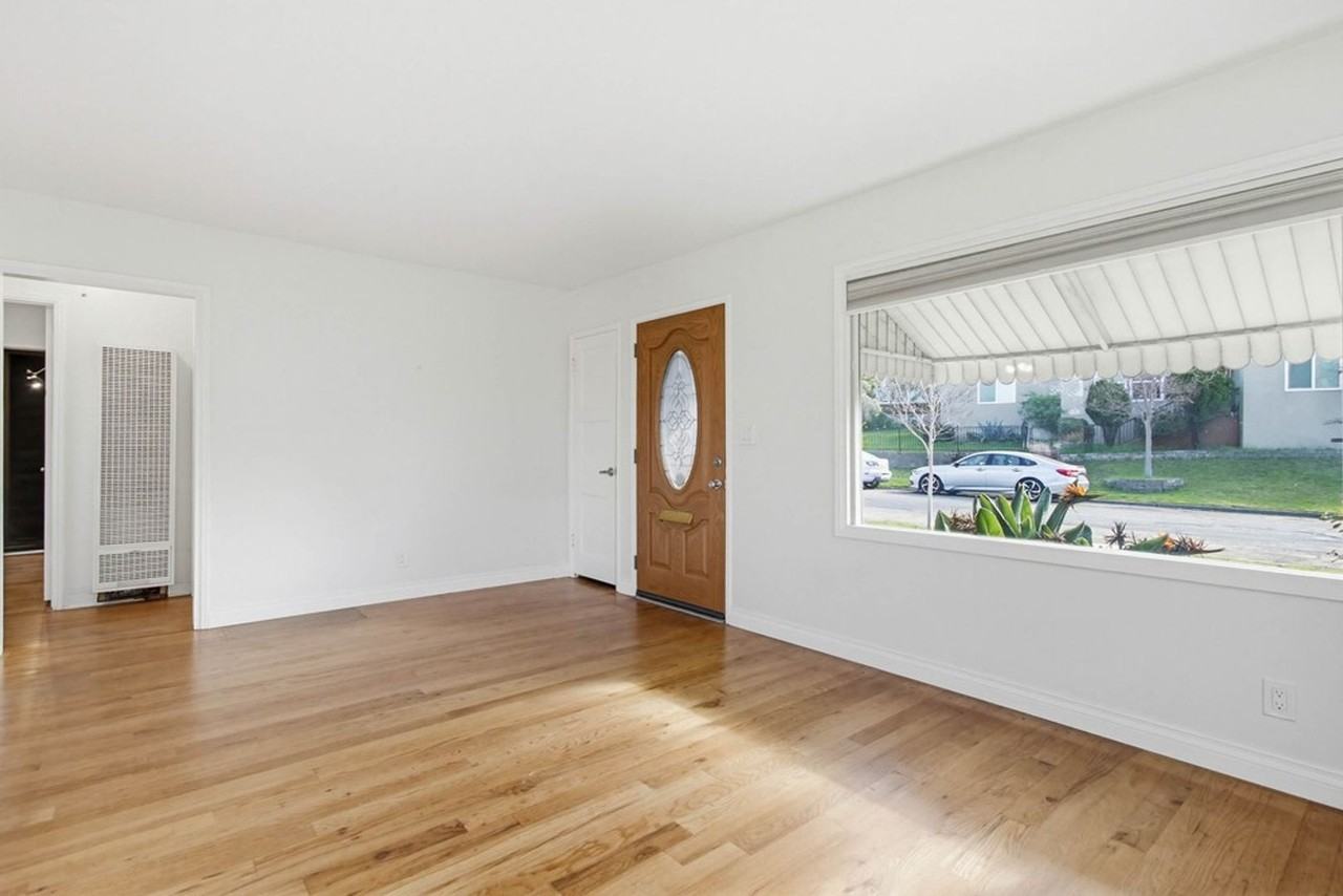 7036 Hybeth Dr - Photo 4 of 26