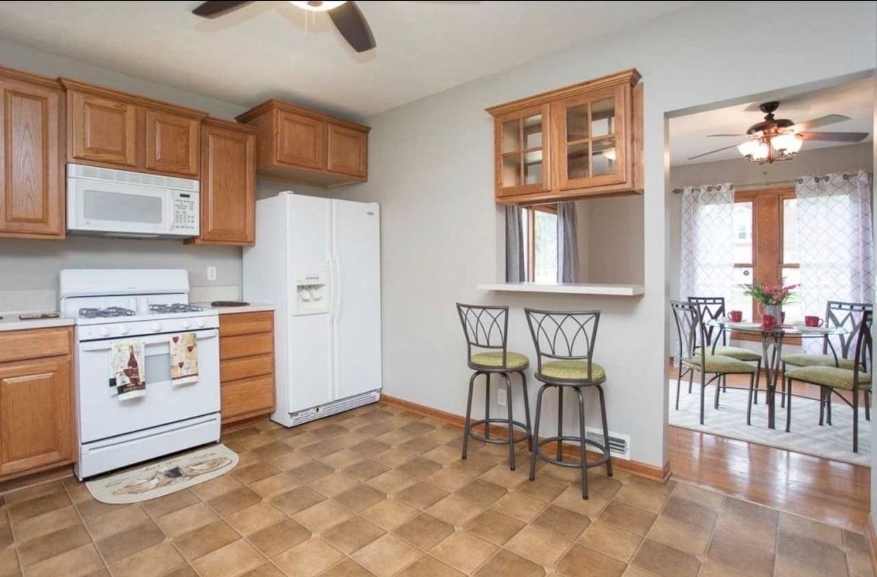 1904 S 8th St - Photo 6 of 20