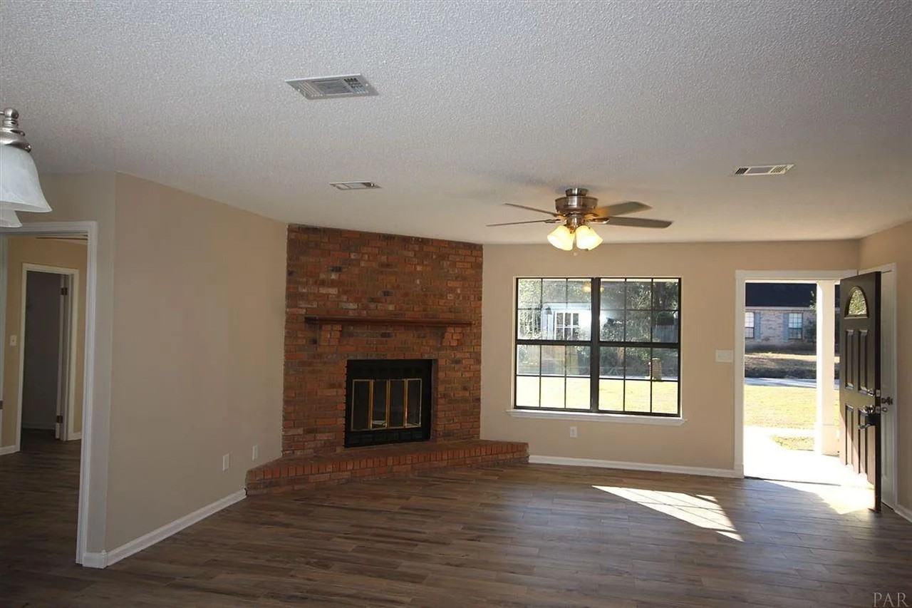 4774 Gregg Ave - Photo 2 of 13