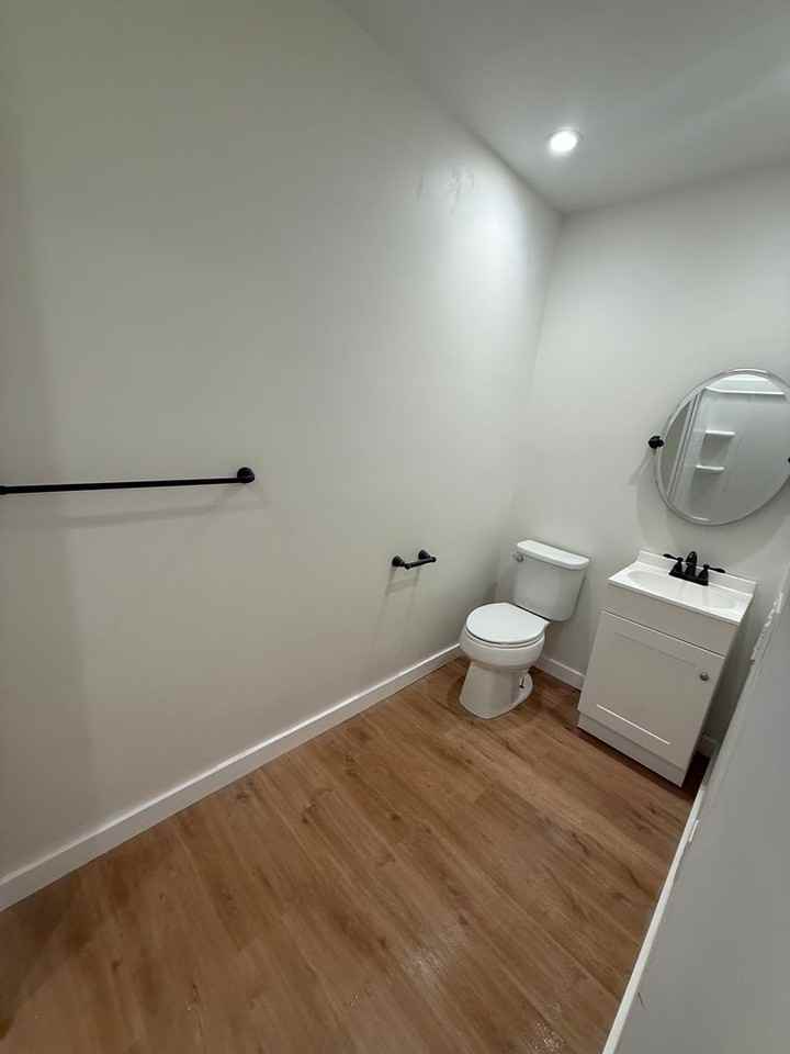 607 Eastwood Dr - Photo 7 of 7