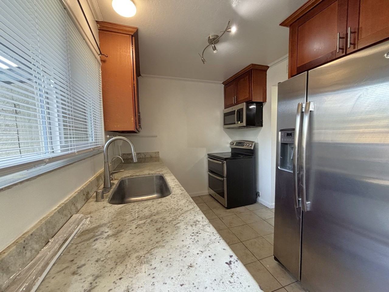 3597 Dalton Cmn - Photo 5 of 13