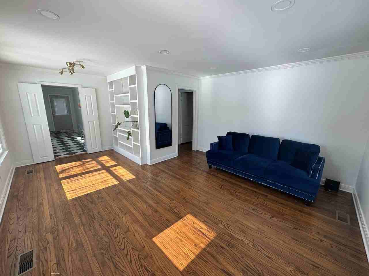 6726 Kavanaugh Pl - Photo 2 of 12