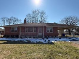 featured image of 1125 Roselawn Way