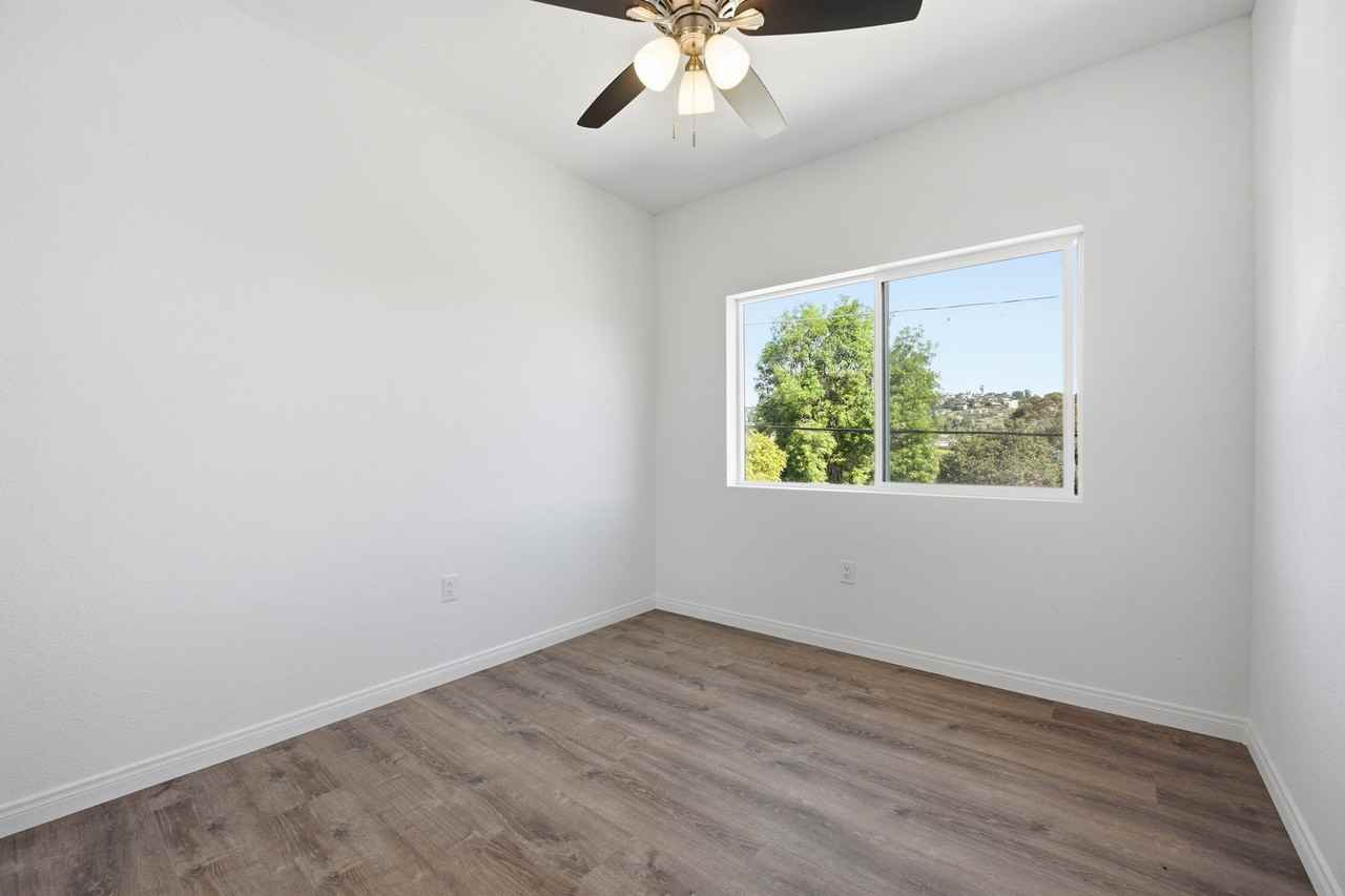 5444 Brockbank Pl - Photo 7 of 27